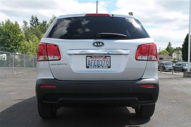 2011 Kia Sorento Elk Conversion Van