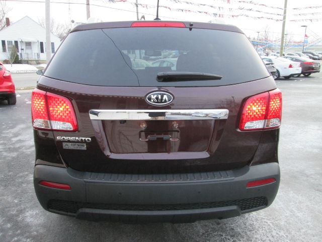 2011 Kia Sorento Elk Conversion Van