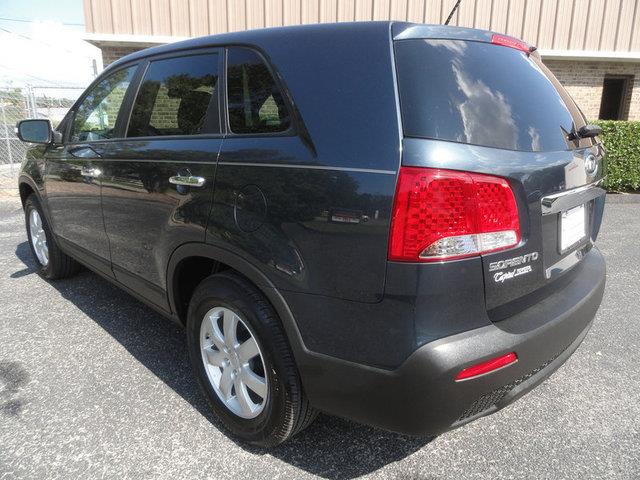 2011 Kia Sorento 4DR AWD XLT