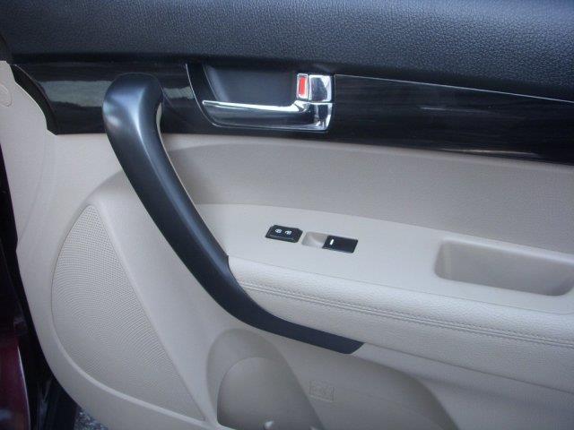 2012 Kia Sorento Elk Conversion Van