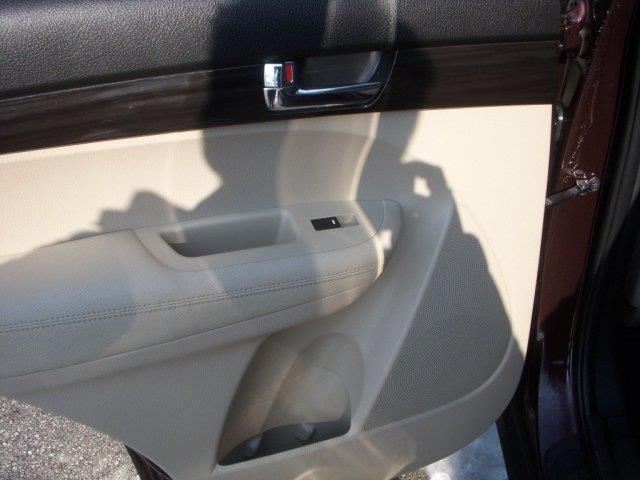 2012 Kia Sorento Elk Conversion Van