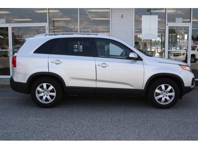 2012 Kia Sorento Elk Conversion Van