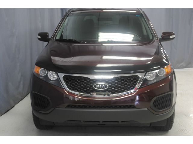2012 Kia Sorento LS Truck