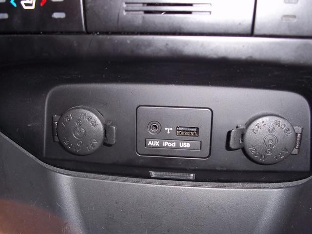 2012 Kia Sorento AWD, REAR DVD, Navigation, 3RD ROW, Mem/heat Seats