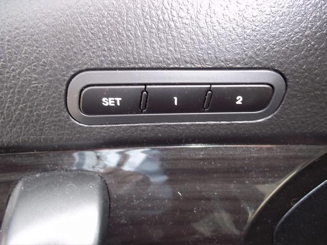 2012 Kia Sorento AWD, REAR DVD, Navigation, 3RD ROW, Mem/heat Seats