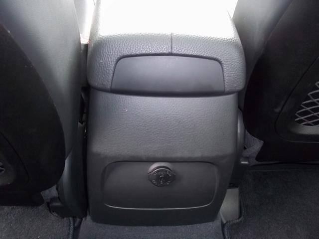 2012 Kia Sorento AWD, REAR DVD, Navigation, 3RD ROW, Mem/heat Seats