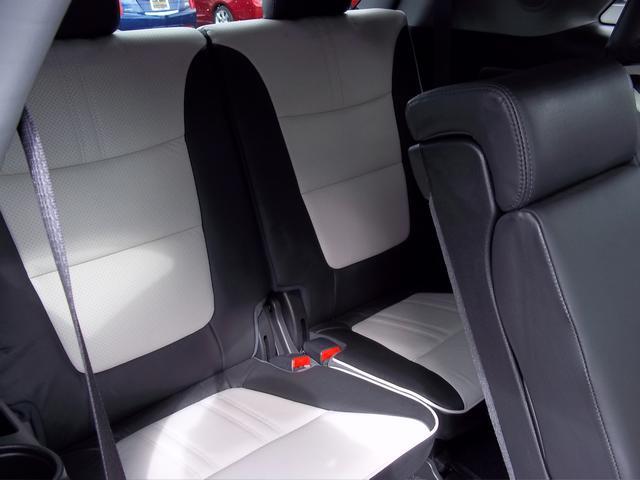 2012 Kia Sorento AWD, REAR DVD, Navigation, 3RD ROW, Mem/heat Seats