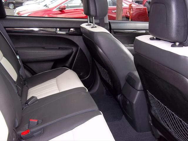 2012 Kia Sorento AWD, REAR DVD, Navigation, 3RD ROW, Mem/heat Seats