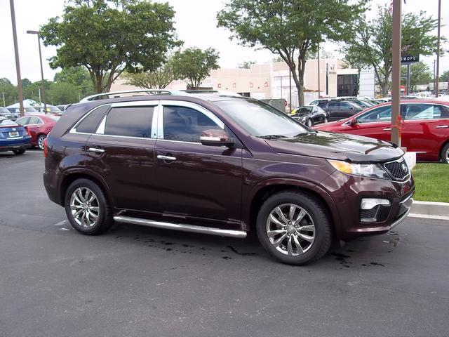 2012 Kia Sorento AWD, REAR DVD, Navigation, 3RD ROW, Mem/heat Seats