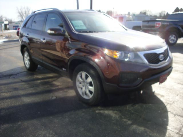 2013 Kia Sorento E350 15 Passanger Van XLT