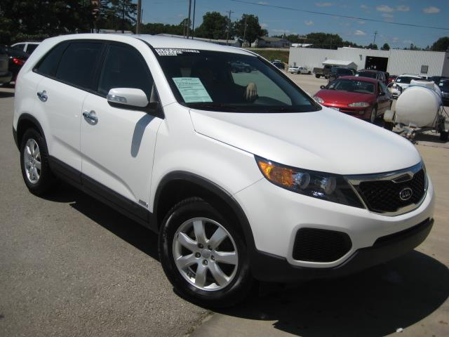 2013 Kia Sorento Elk Conversion Van