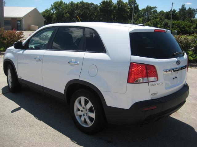 2013 Kia Sorento Elk Conversion Van
