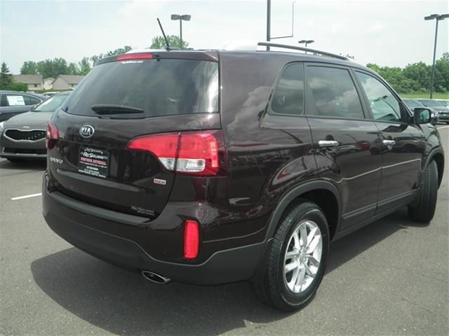 2015 Kia Sorento XL W/bench Seat