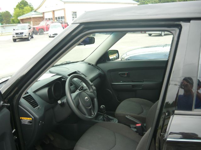 2010 Kia Soul XLT Lariat Super Duty Crew Cab