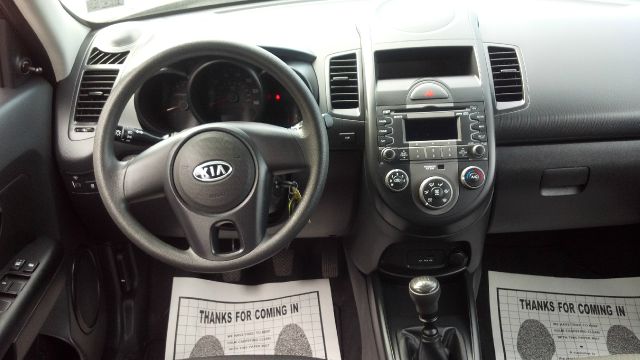 2010 Kia Soul Base