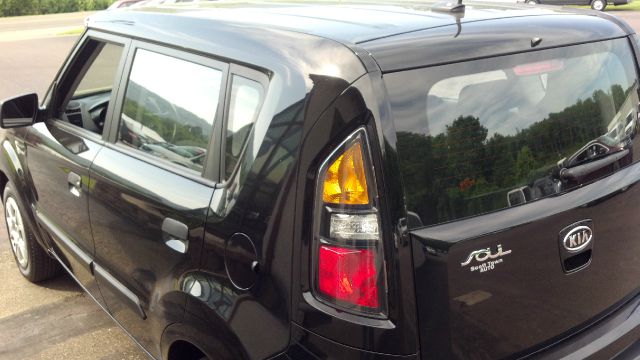 2010 Kia Soul Base