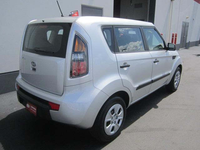 2011 Kia Soul Luxury SLS
