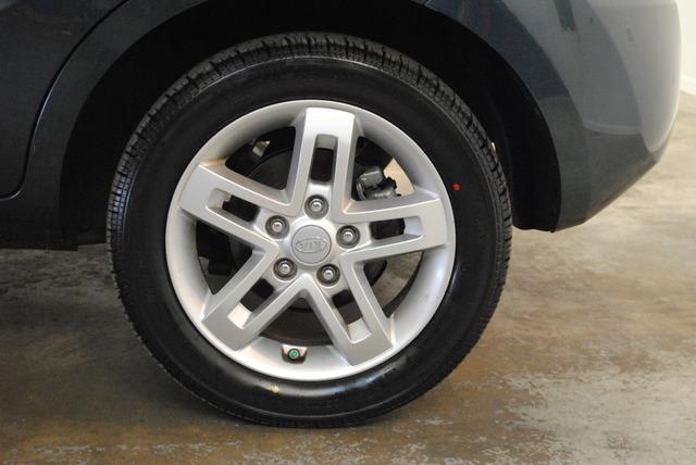 2011 Kia Soul LT ONE Owner