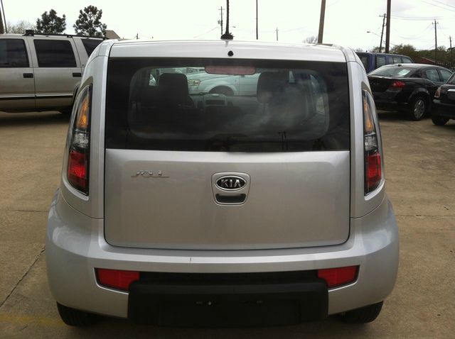 2011 Kia Soul Base