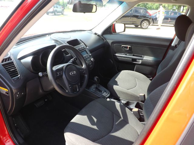 2013 Kia Soul Base