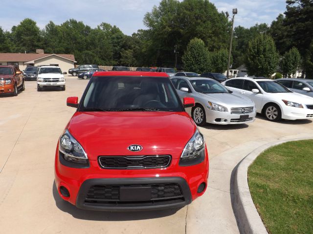 2013 Kia Soul Base