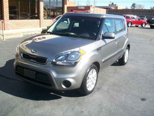 2013 Kia Soul XL Reg Cab