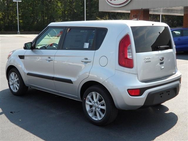 2013 Kia Soul XL Reg Cab