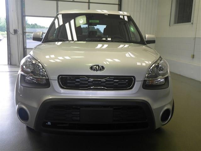 2013 Kia Soul Extenede CAB 4X4