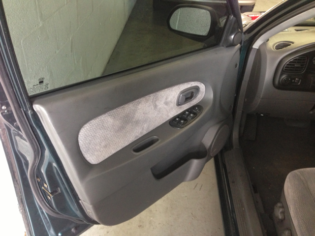 2002 Kia Spectra Touring W/nav.sys