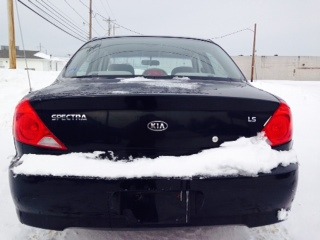 2002 Kia Spectra Touring W/nav.sys