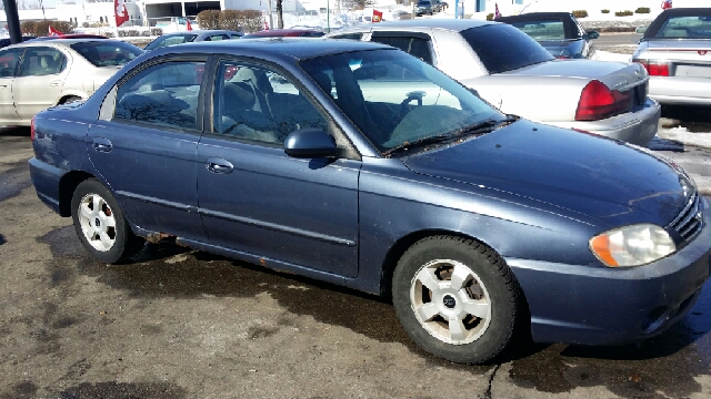 2002 Kia Spectra Base
