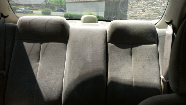 2002 Kia Spectra Base