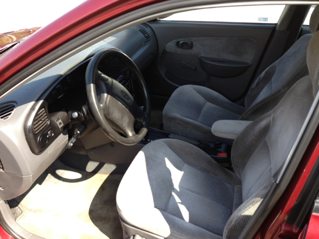 2003 Kia Spectra Base