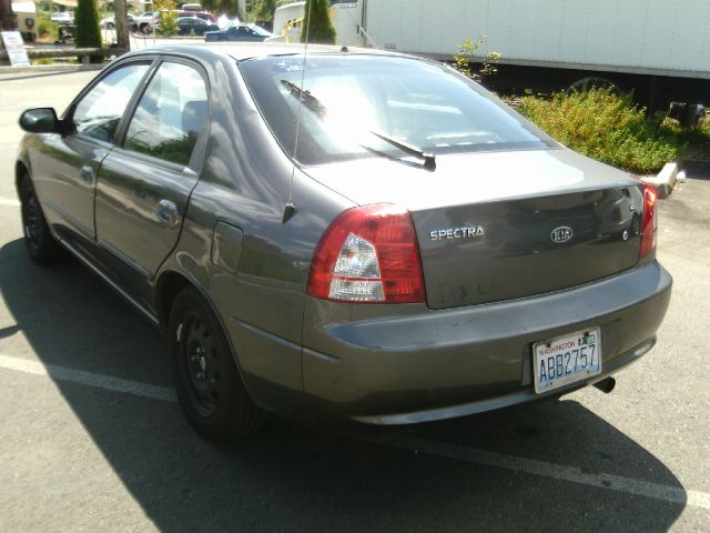 2003 Kia Spectra XLS
