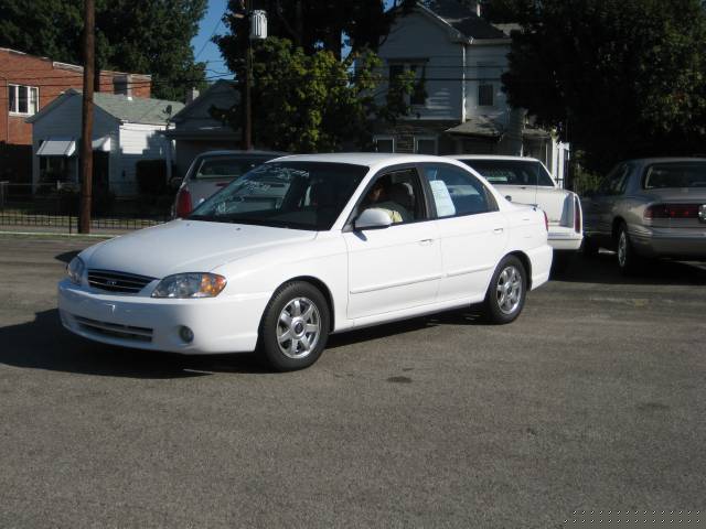 2003 Kia Spectra 24 Box