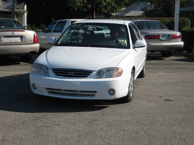2003 Kia Spectra 24 Box