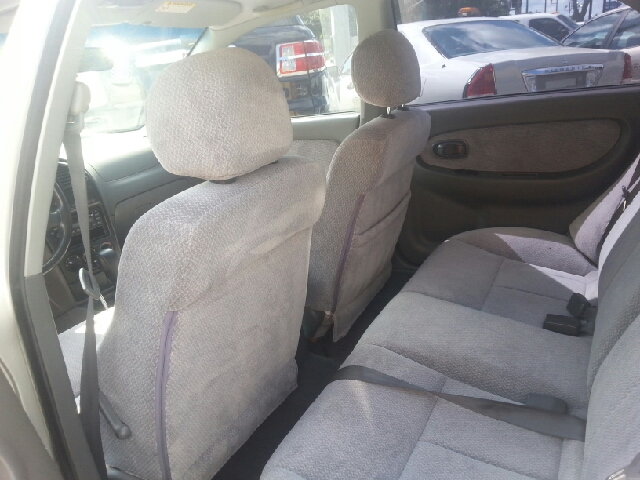 2004 Kia Spectra Touring W/nav.sys