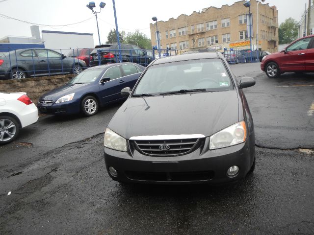 2004 Kia Spectra 4DR SE (roof)