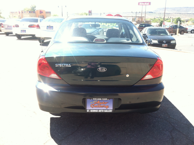 2004 Kia Spectra Touring W/nav.sys