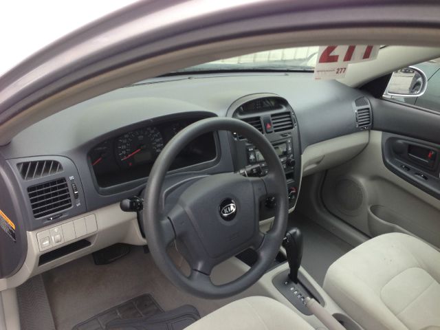2005 Kia Spectra Open-top