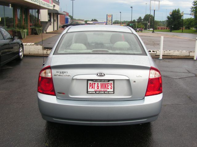 2005 Kia Spectra Open-top
