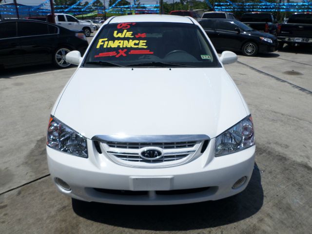 2005 Kia Spectra Open-top