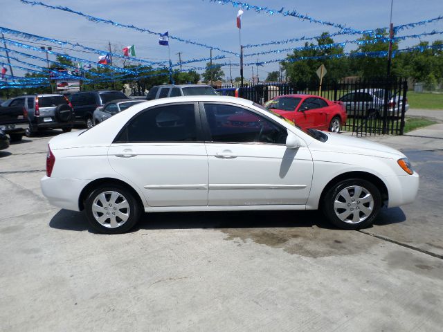 2005 Kia Spectra Open-top