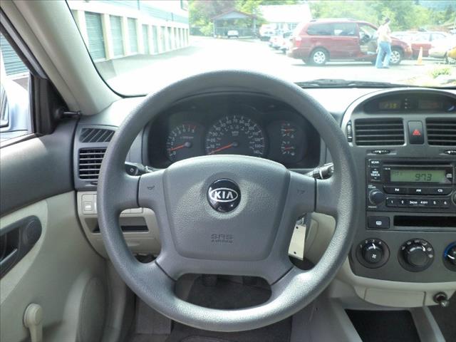 2005 Kia Spectra Unknown