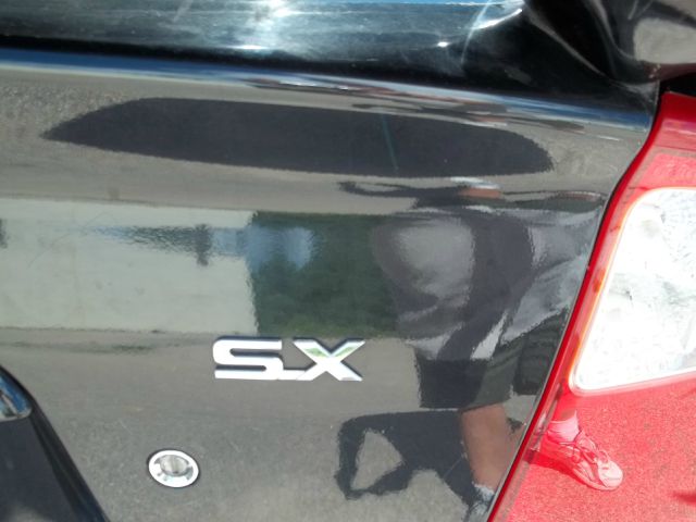 2006 Kia Spectra AWD, REAR DVD, Navigation, 3RD ROW, Mem/heat Seats