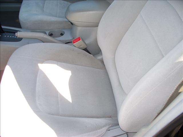 2006 Kia Spectra Open-top