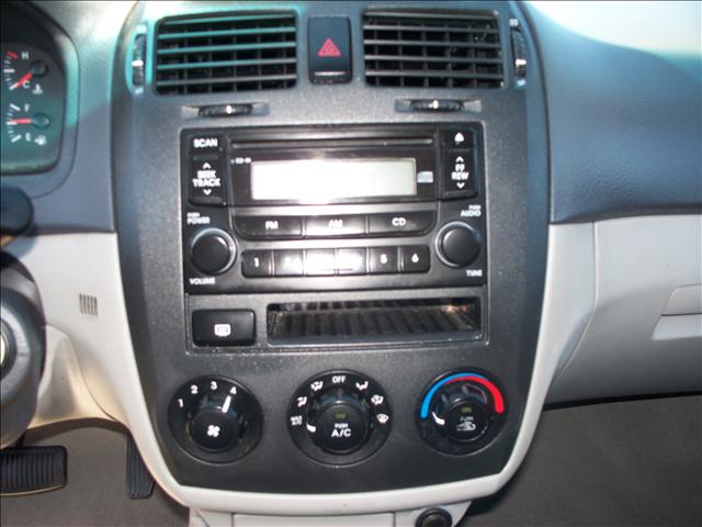 2006 Kia Spectra Open-top