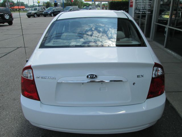 2006 Kia Spectra Open-top