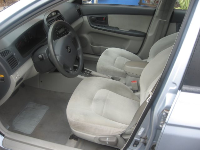 2006 Kia Spectra Open-top