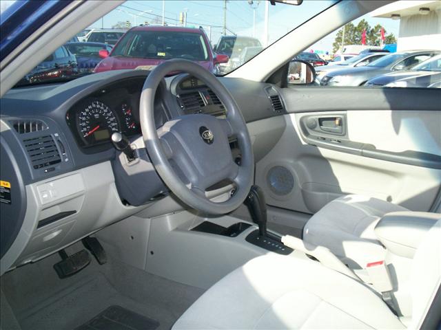 2006 Kia Spectra Open-top